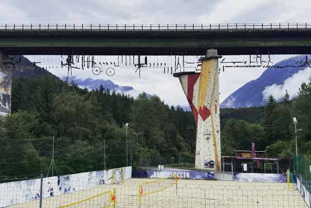 High rope course under a road bridge
