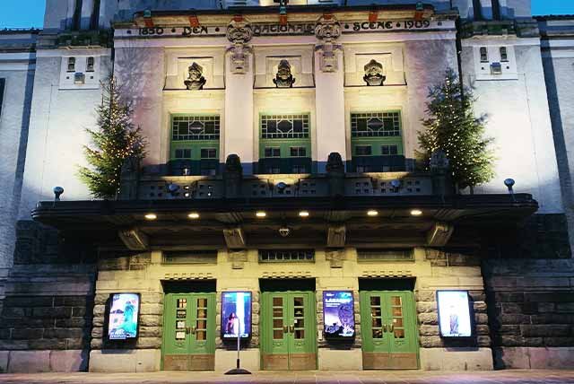 The front of a theatre building in Bergen.