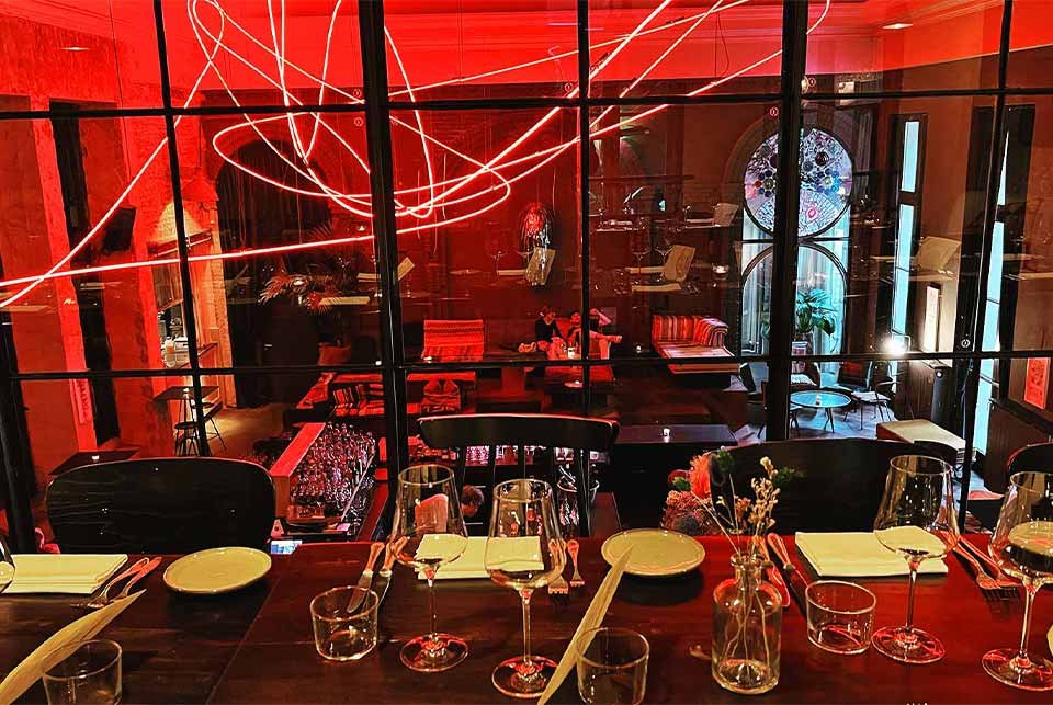 Modern restaurant with elaborate lighting