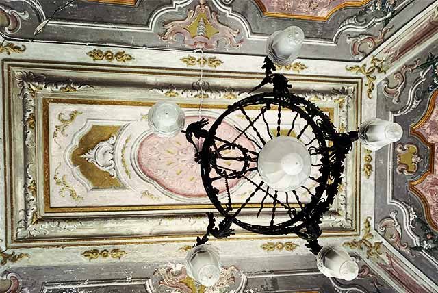 Ornate Italian ceiling