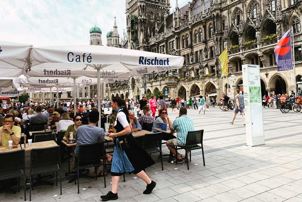 Waitress in a central square in Munich