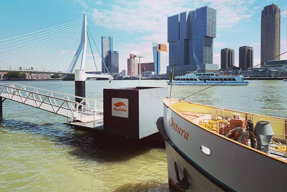 Boats on the harbour in the centre of Rotterdam